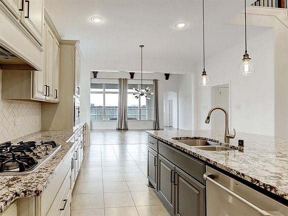 4th image of 17811 Olde Oaks Estate Ct