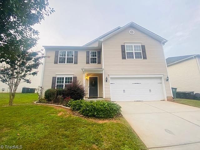 1st image of 1807 Chapel Edge Dr
