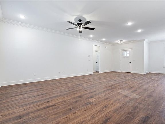 5th image of 13 Quantock Hills Ln
