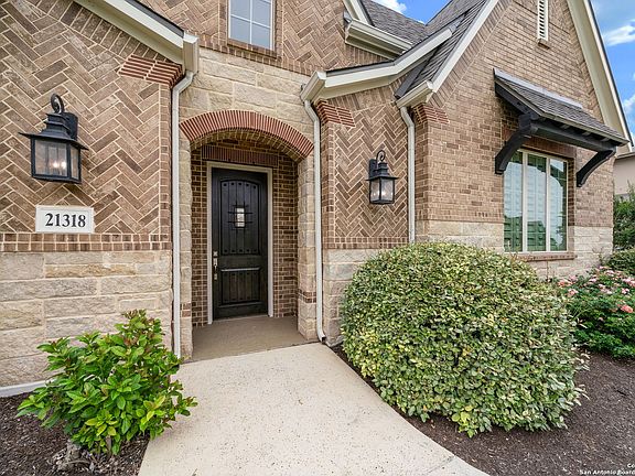 5th image of 21318 Rembrandt Hill