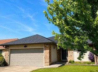 4117 S Miranda Ct, Springfield, MO 65807