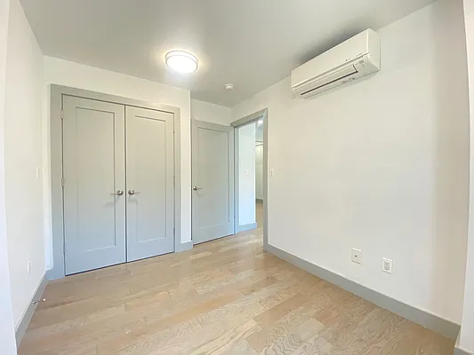 Rented by Dream Space Realty | media 8