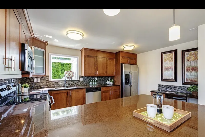 Edmonds Townhomes — Photo 3