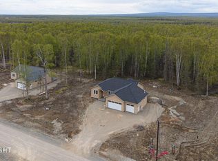 9379 W Palermo Cir, Wasilla, AK 99623