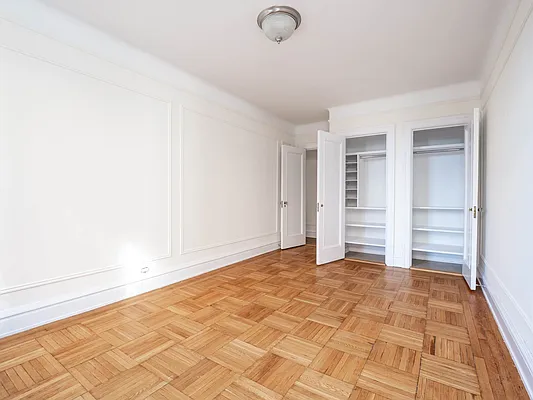 Rented by City Connections Realty | media 32