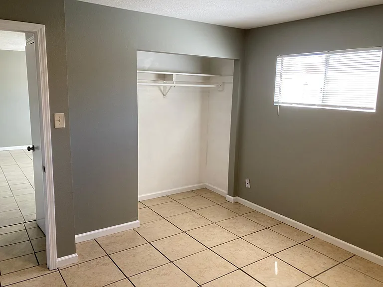 404 Texas St NE #2 — Photo 7