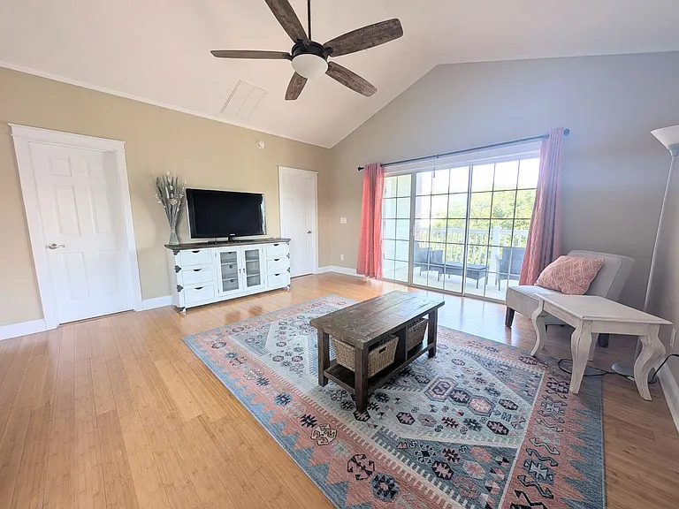 3947 Gladiola Ct #304 — Photo 8