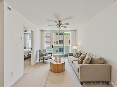 1448 Young St APT 304, Honolulu, HI, 96814