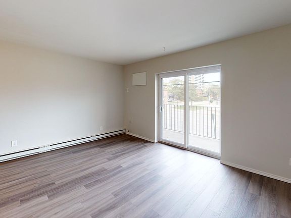 575 University Ave W, Windsor, ON N9A 5R4 | Zillow