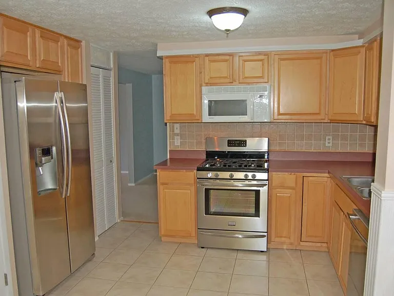 9601 Broad Meadows Rd — Photo 6