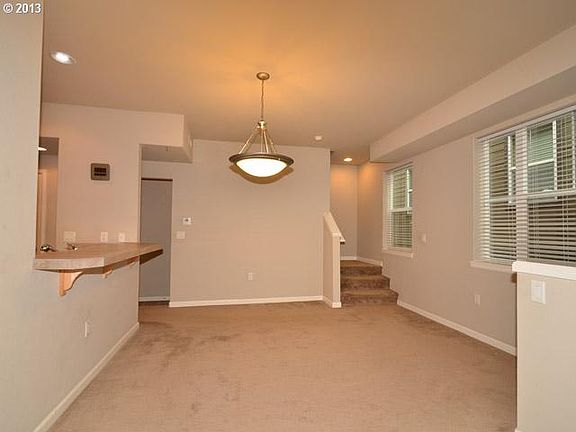 5th image of 10945 SW Briarwood Pl