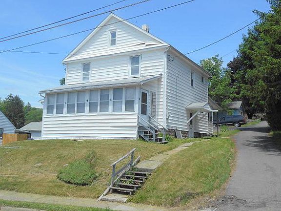 2nd image of 9 W Spruce St