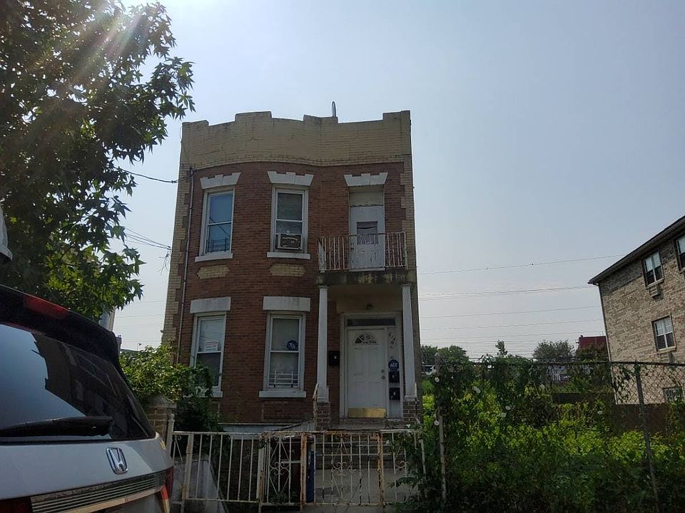 1st image of 614 Baker Ave
