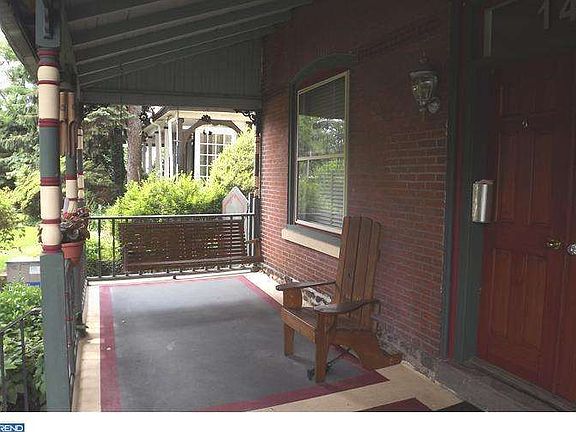 4th image of this home