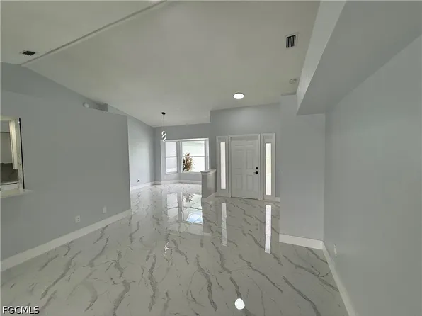 2401 Fisher Ct, Lehigh Acres, FL 33936