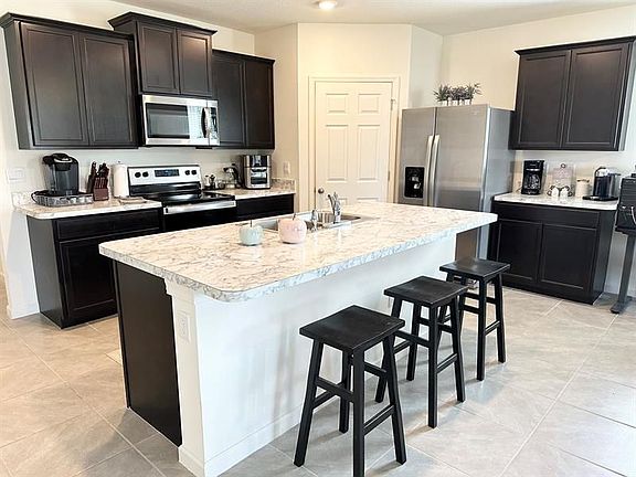 3rd image of 2062 SE North Blackwell Dr