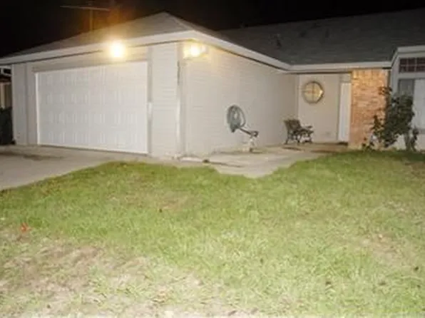 8280 Summer Falls Cir, Sacramento, CA 95828