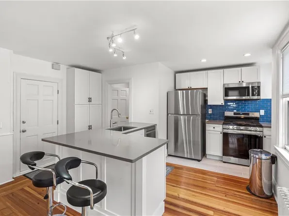 73 Fremont St #1, Providence, RI 02906