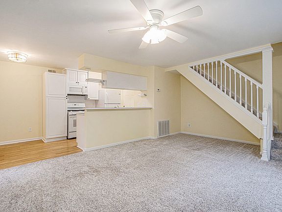 3rd image of 1649 Wingate Blvd