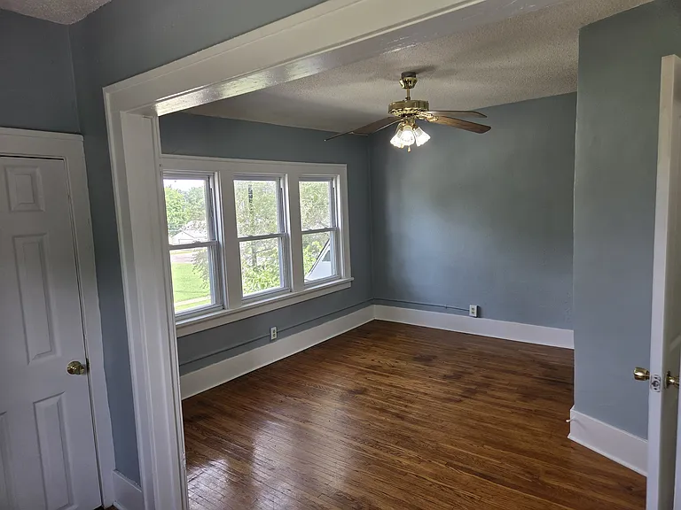 2319 N Sheridan Rd — Photo 9