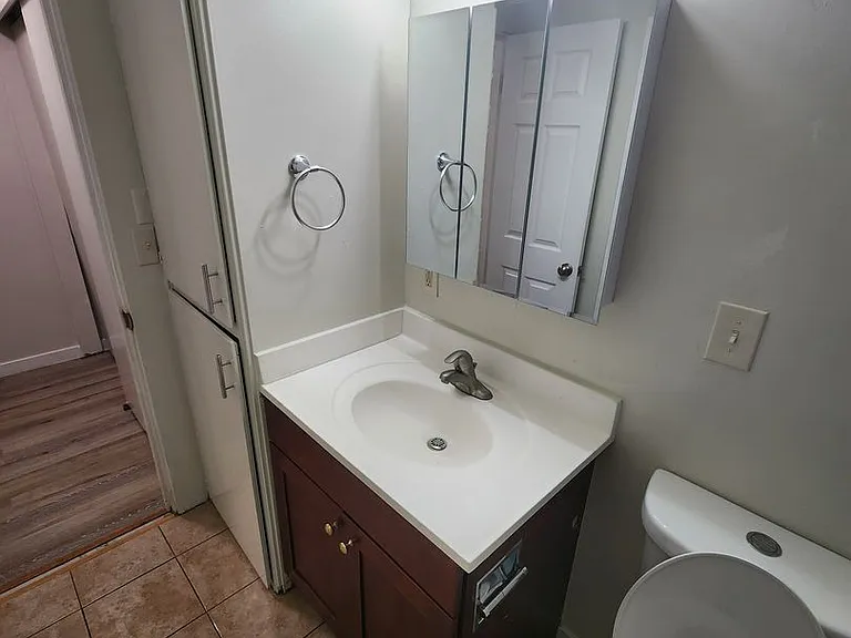 2620 E Cherry St — Photo 14