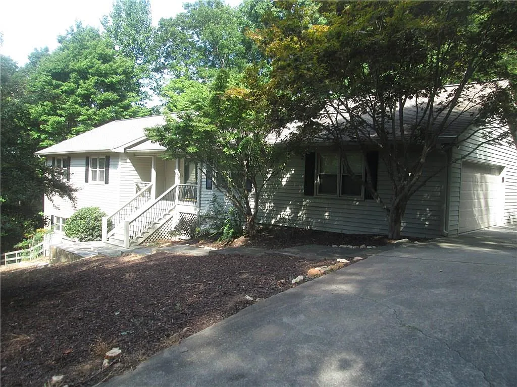 19 Fairview Ct photo 1