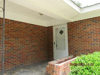 2129 Balfour St — Photo 8