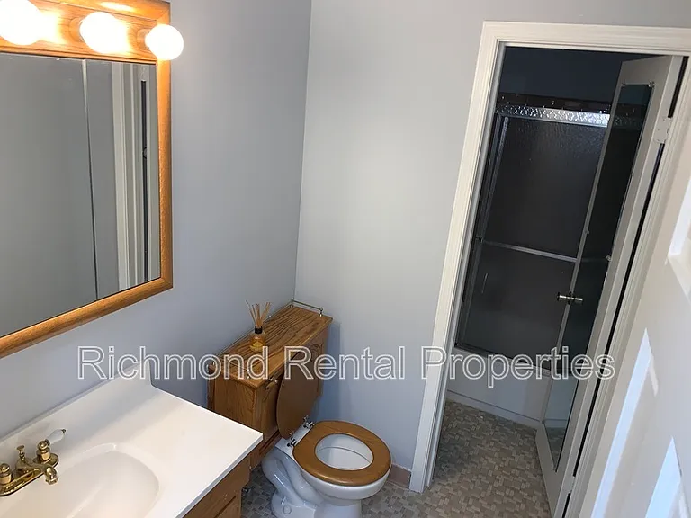 4 Skipwith Green Cir — Photo 24