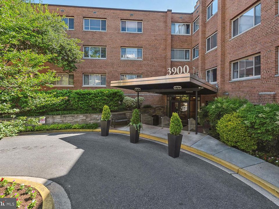 1st image of 3900 Tunlaw Rd NW APT 406