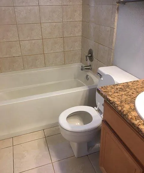 7032 Fair Oaks Blvd #4 — Photo 2