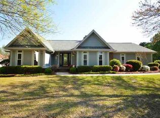 418 Wexford Cir, Bonaire, GA