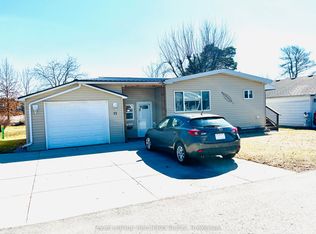 12 Velma St, Strathroy Caradoc, ON N7G3L3