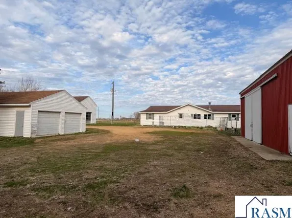 58569 Kirkwood Rd, Mankato, MN 56001