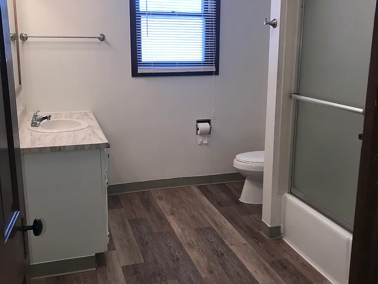 200 E Superior St — Photo 8