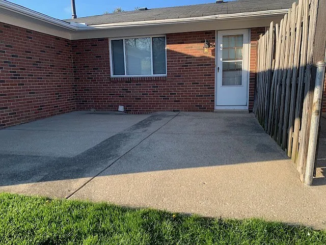 4979-4981 Godown Rd — Photo 17