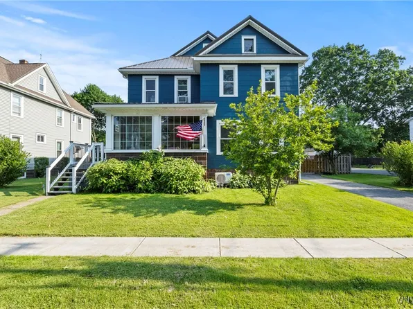 8432 East Ave, Gasport, NY 14067