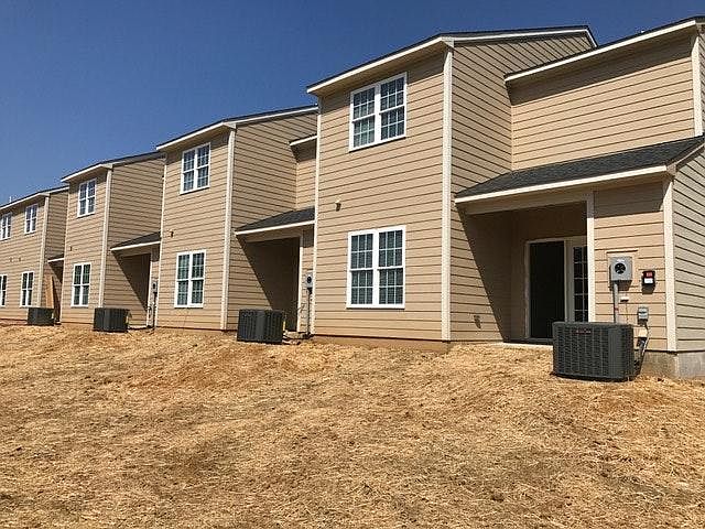 2nd image of 85 Beechleaf Ct