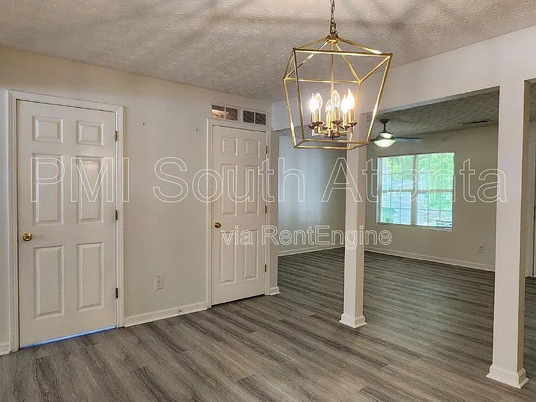 3021 Waldrop Cir — Photo 9