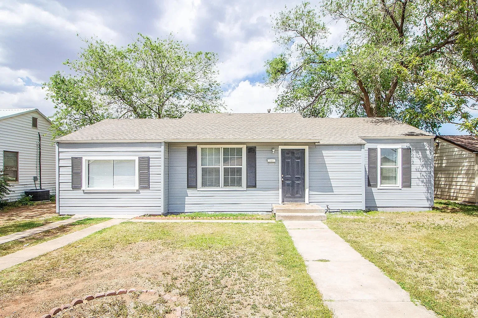 3 bed, 1053 sqft, $1,425 — Photo 1