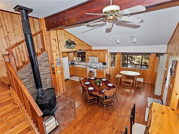 2nd image of 459 Suncrest Ct