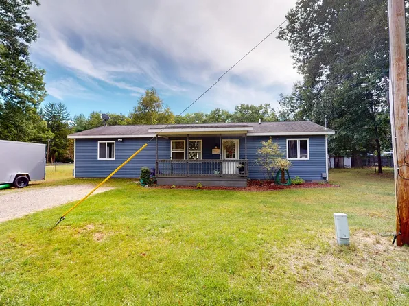 214 Oak St, Prudenville, MI 48651