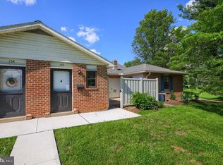 155 Valleybrook Dr, Lancaster, PA 17601