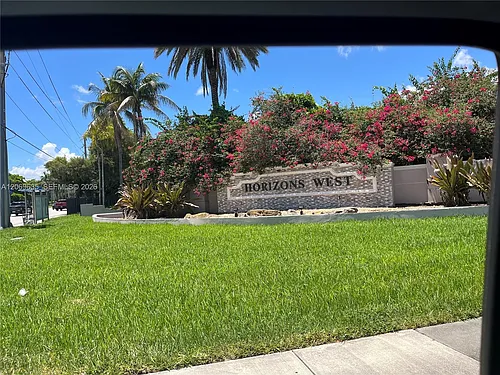 8540 SW 133rd Avenue Rd #221 Photo 1