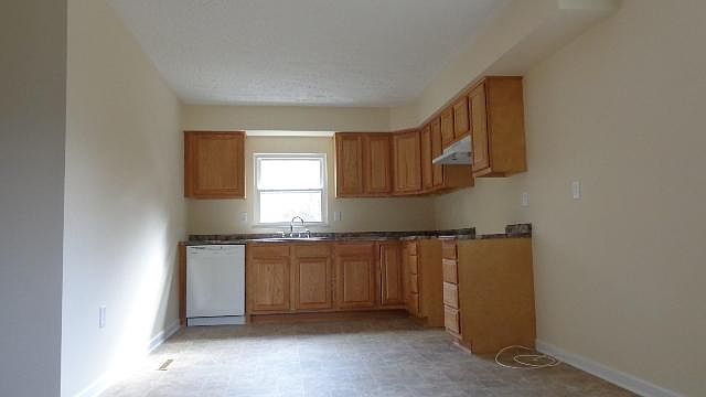 1st image of 6375 Silverleaf Ave