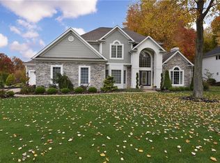 1293 Maxfli Dr, Akron, OH 44312