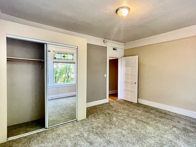 816 S 8th St #203 — Photo 14