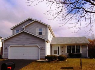 741 Hackberry Ln, Algonquin, IL 60102