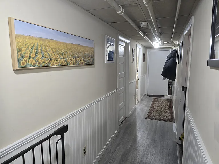 171 College St #7 — Photo 7