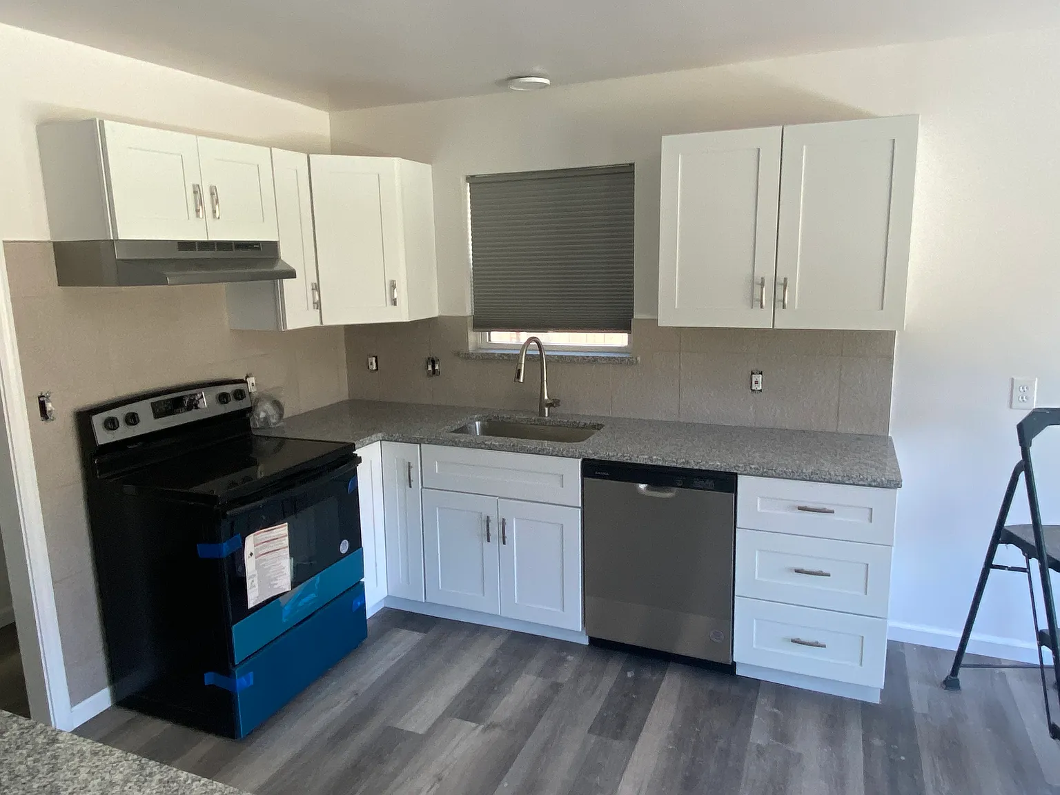 3 bed, 1276 sqft, $1,750 — Photo 3