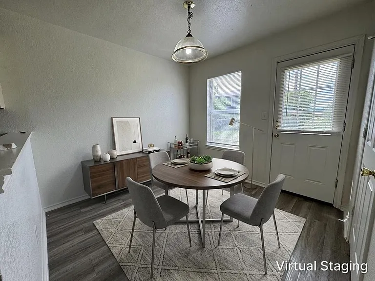 2901 Cantabrian Dr — Photo 9